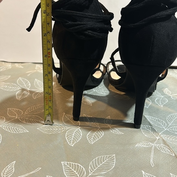 Ladies size 9 sandal heels. Never worn. Allegra K. - Picture 4 of 7